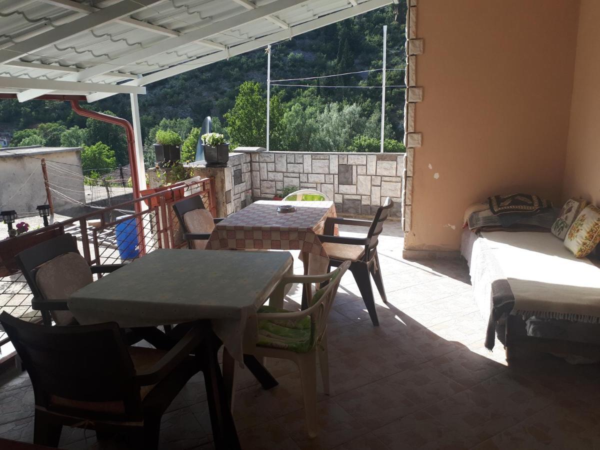 Room At Grandma'S Fatima Stolac Bagian luar foto